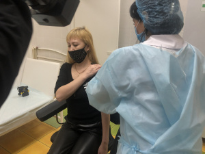 В первой декаде января вакцинацию против коронавирусной инфекции завершили более 400 няганцев