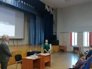 Педагогам Нягани рассказали о рисках развития онкологических заболеваний