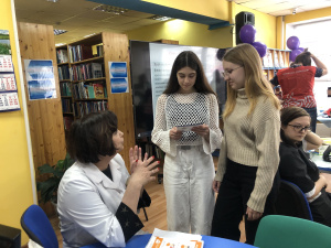 Медицинские работники Нягани выступили экспертами в профессиональных пробах «Люди в белых халатах» 