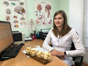 Врачи-неврологи БУ «Няганская городская поликлиника» работают над алгоритмами создания медицинской помощи пациентам с постковидными расстройствами памяти и депрессией