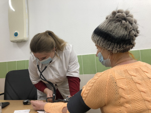 Ежедневно специалисты отделения неотложной медицинской помощи Няганской городской поликлиники обслуживают порядка 140 пациентов на дому и в амбулаторных условиях