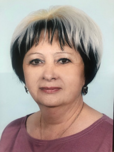 Сегодня, 18 февраля, коллектив Няганской городской поликлиники поздравляет с ДНЕМ РОЖДЕНИЯ Татьяну Плотникову - медицинскую сестру участковую: