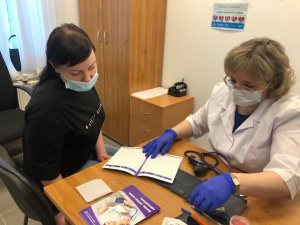           Руководители структурных подразделений учреждения проводят приемы пациентов в очной и заочной формах