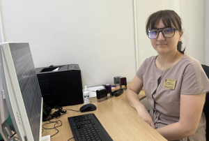 В учреждении успешно работает система наставничества, помогающая молодым специалистам получить и освоить врачебный опыт 