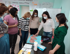 Специалисты БУ «Няганская городская поликлиника» успешно реализуют авторский проект «С заботой о себе», направленный на раннее выявление и профилактику заболеваний среди женщин