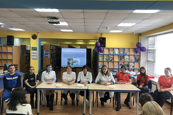 Медицинские работники Нягани выступили экспертами в профессиональных пробах «Люди в белых халатах» 