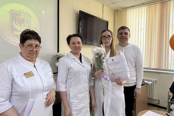 Ярко, дружно и позитивно в БУ «Няганская городская поликлиника» прошел Международный день медицинской сестры